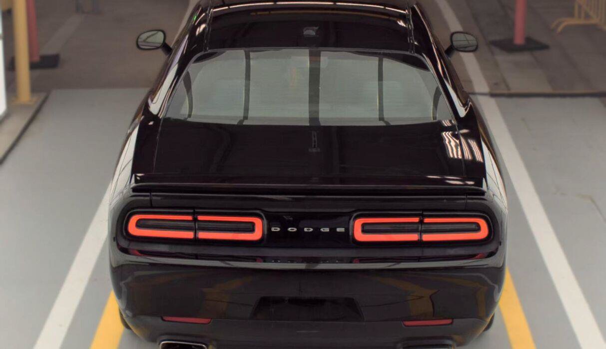 Used 2015 Dodge Challenger R/T w/ Quick Order Package 22B R/T RWD image 4