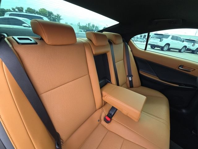 Used 2025 Lexus IS 350 F Sport RWD image 14