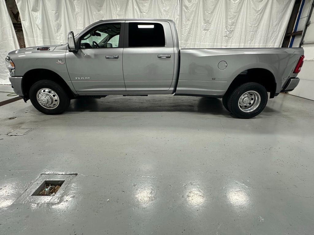Used 2024 RAM 3500 Laramie image 4
