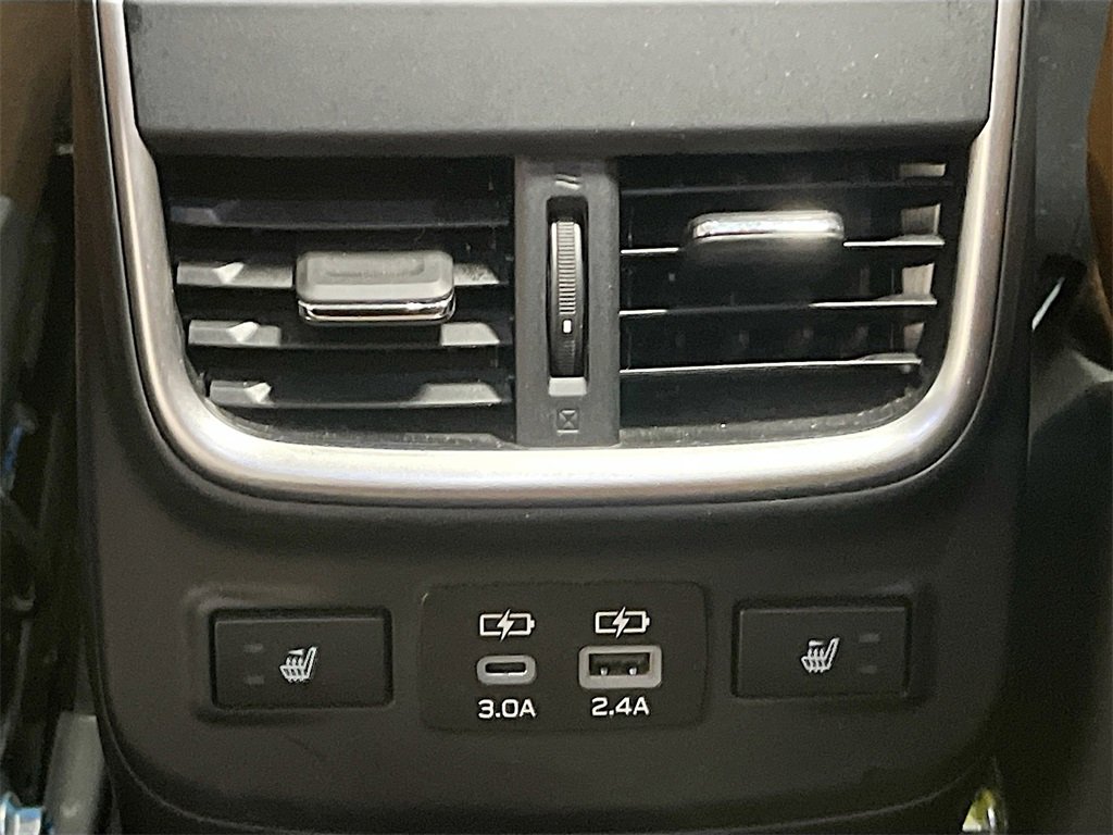 Used 2024 Subaru Outback Touring image 27