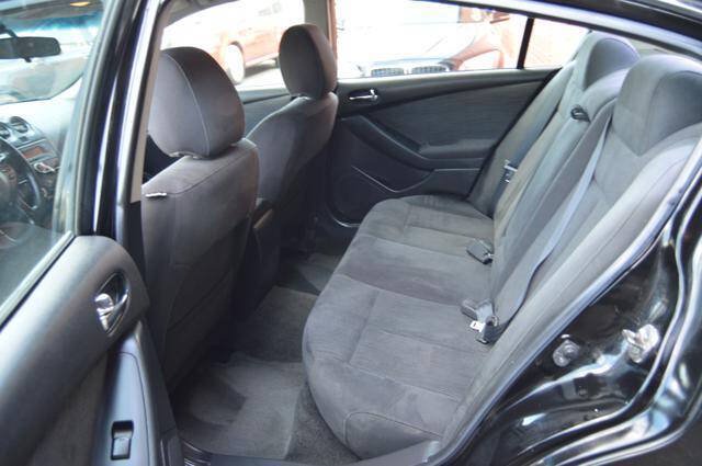 Used 2010 Nissan Altima 2.5 S FWD image 34