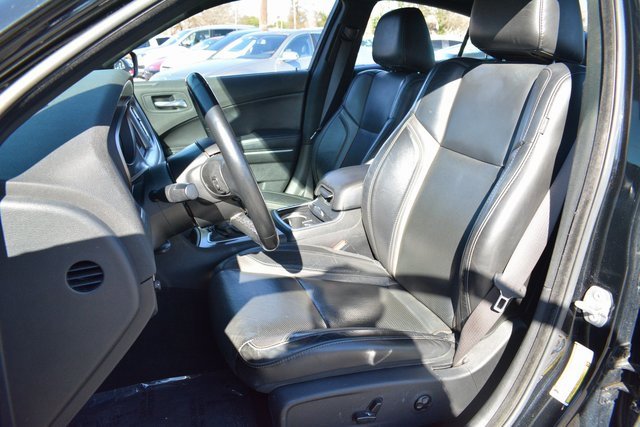 Used 2021 Dodge Charger SXT w/ Leather Interior Group image 13