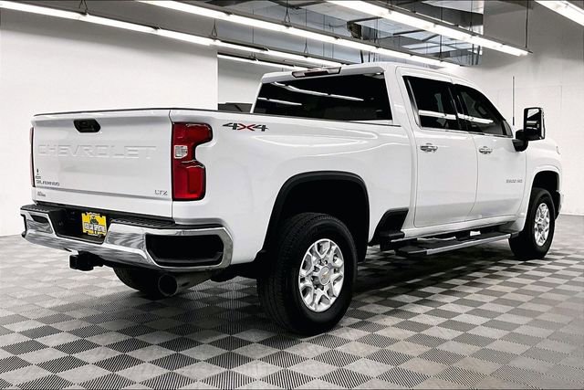 Used 2024 Chevrolet Silverado 3500 LTZ image 13