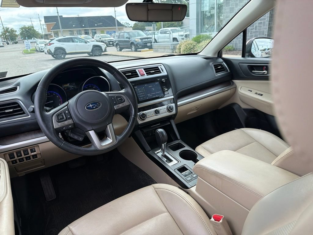Used 2017 Subaru Outback 2.5i Limited AWD/4WD image 12