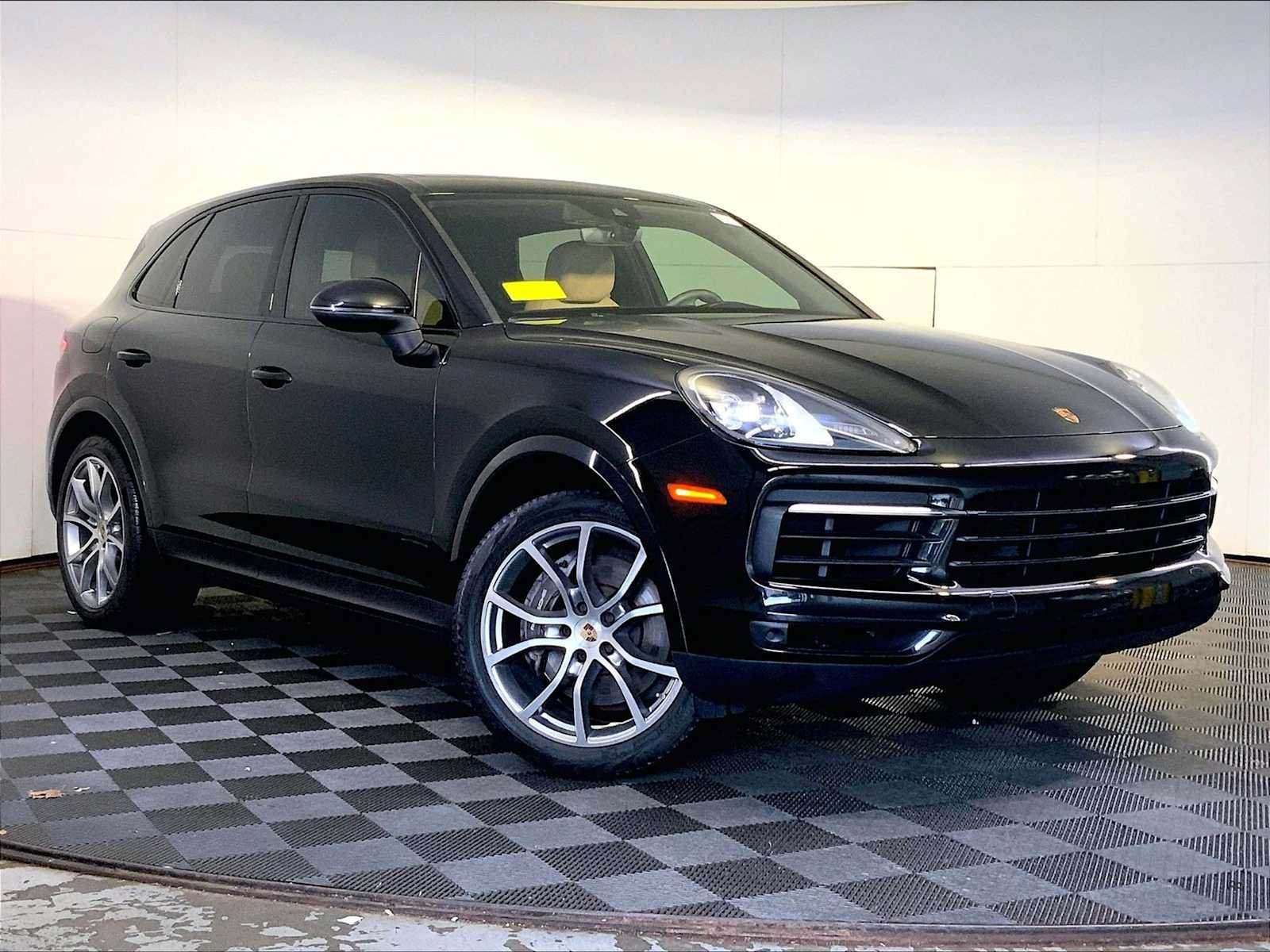 Certified 2023 Porsche Cayenne AWD/4WD image 9