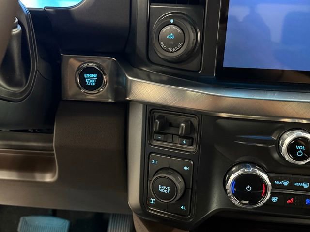 New 2025 Ford F250 King Ranch w/ Chrome Package image 16