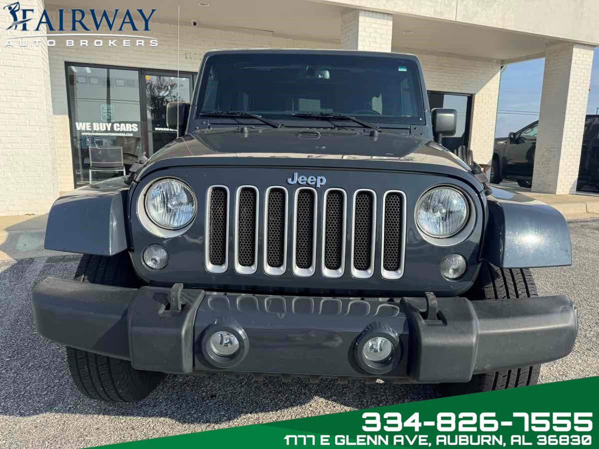 Used 2016 Jeep Wrangler Unlimited Sahara w/ Max Tow Package image 3