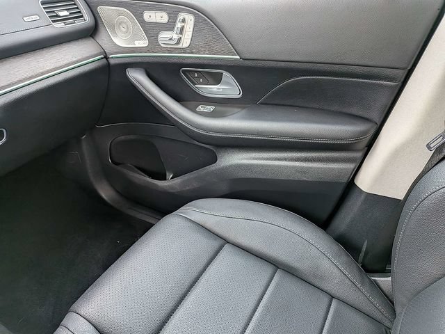 Used 2024 Mercedes-Benz GLS 450 4MATIC image 21