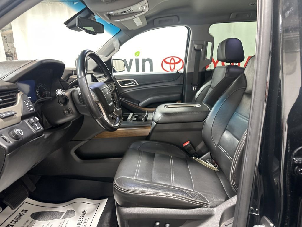Used 2020 GMC Yukon XL Denali image 21