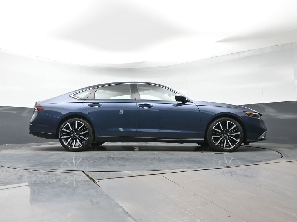 Certified 2024 Honda Accord Touring image 32