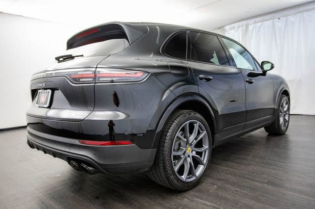 Used 2019 Porsche Cayenne S w/ Premium Plus Package image 30
