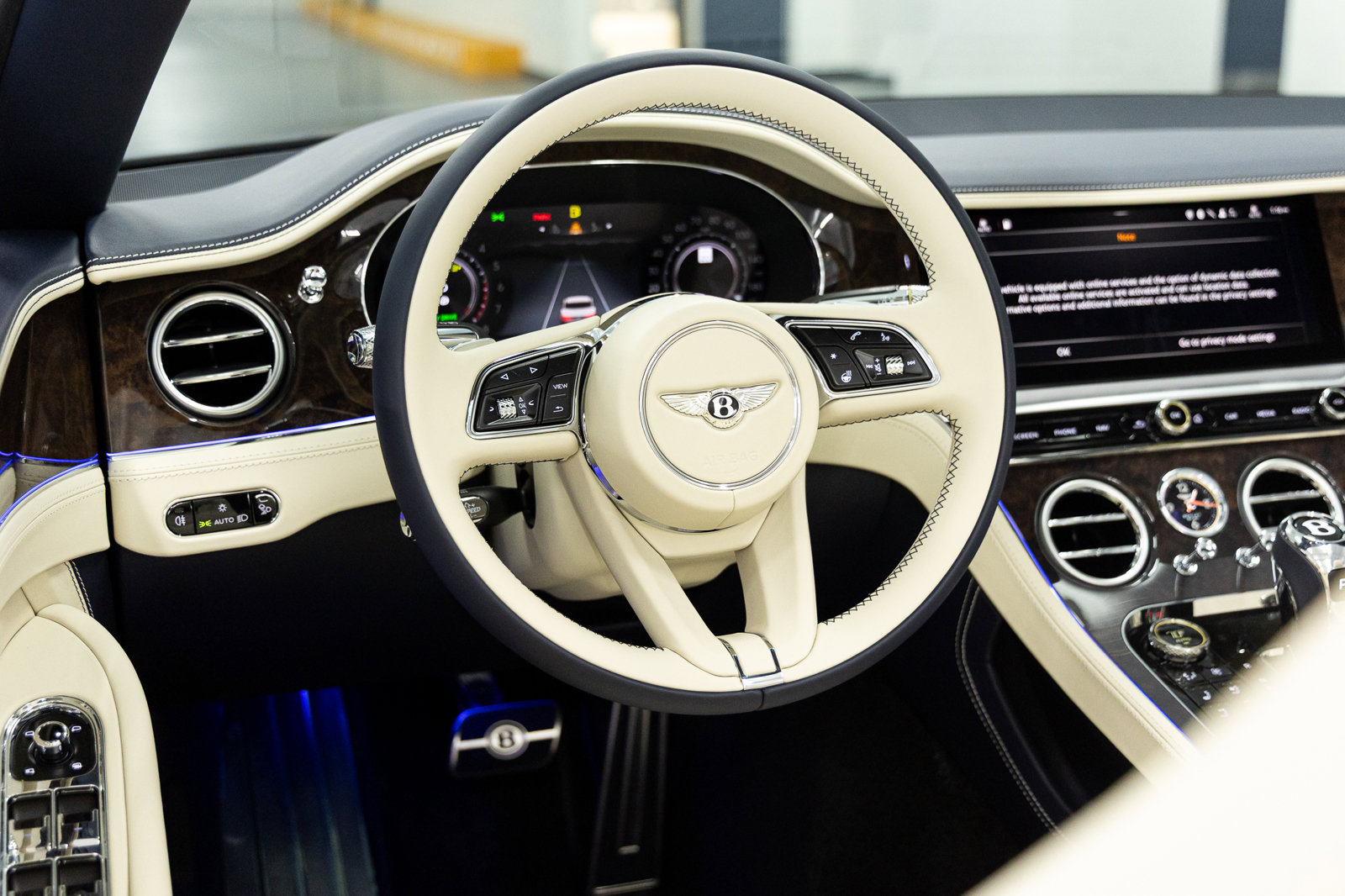 New 2026 Bentley Continental GT Azure AWD/4WD image 32