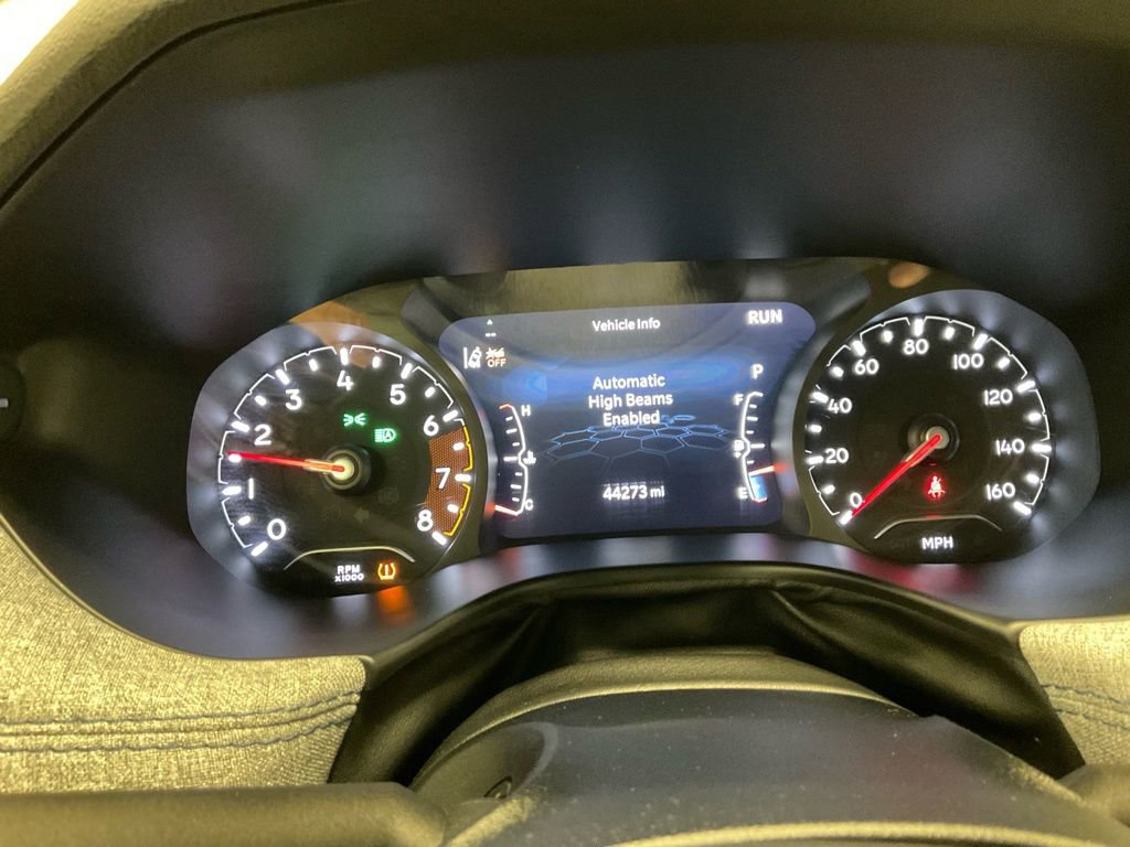 Used 2024 Jeep Compass Latitude image 14