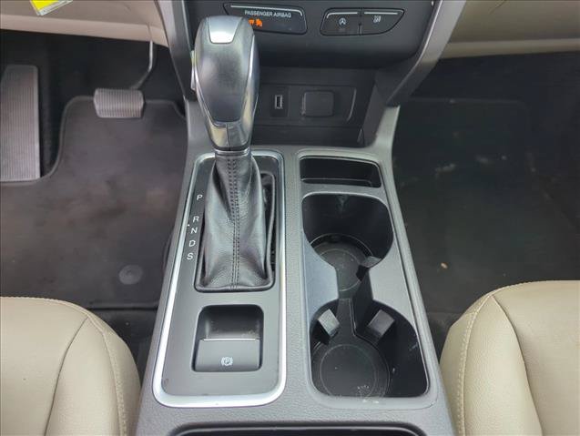 Used 2018 Ford Escape SEL FWD image 16