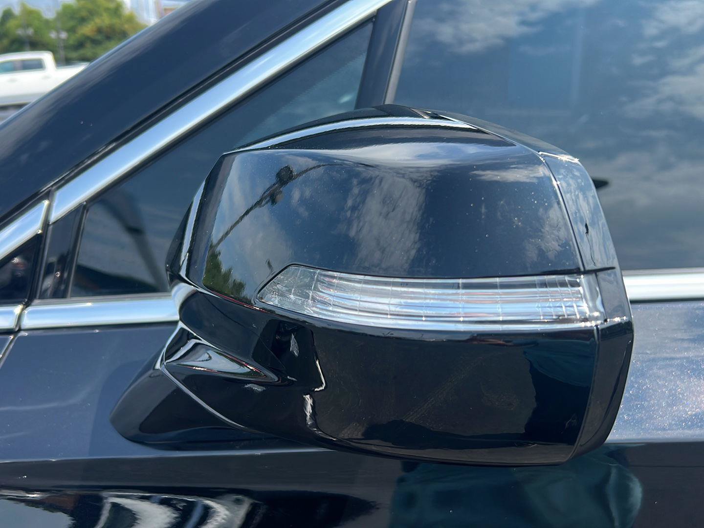 Used 2024 Cadillac XT6 Premium Luxury AWD/4WD image 9