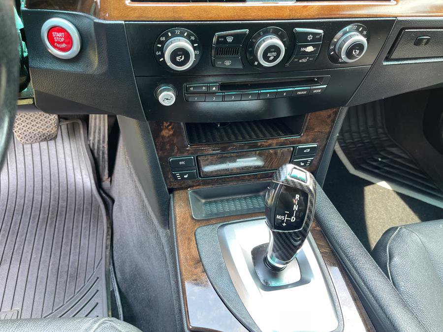 Used 2008 BMW 528xi Sedan image 38