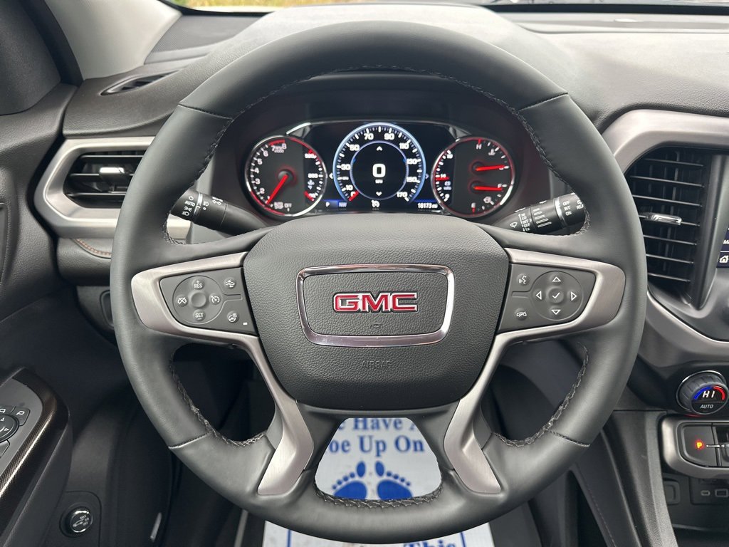 Used 2023 GMC Acadia AT4 w/ Technology Package image 12