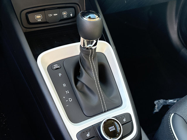 New 2026 Hyundai Venue SEL FWD image 11