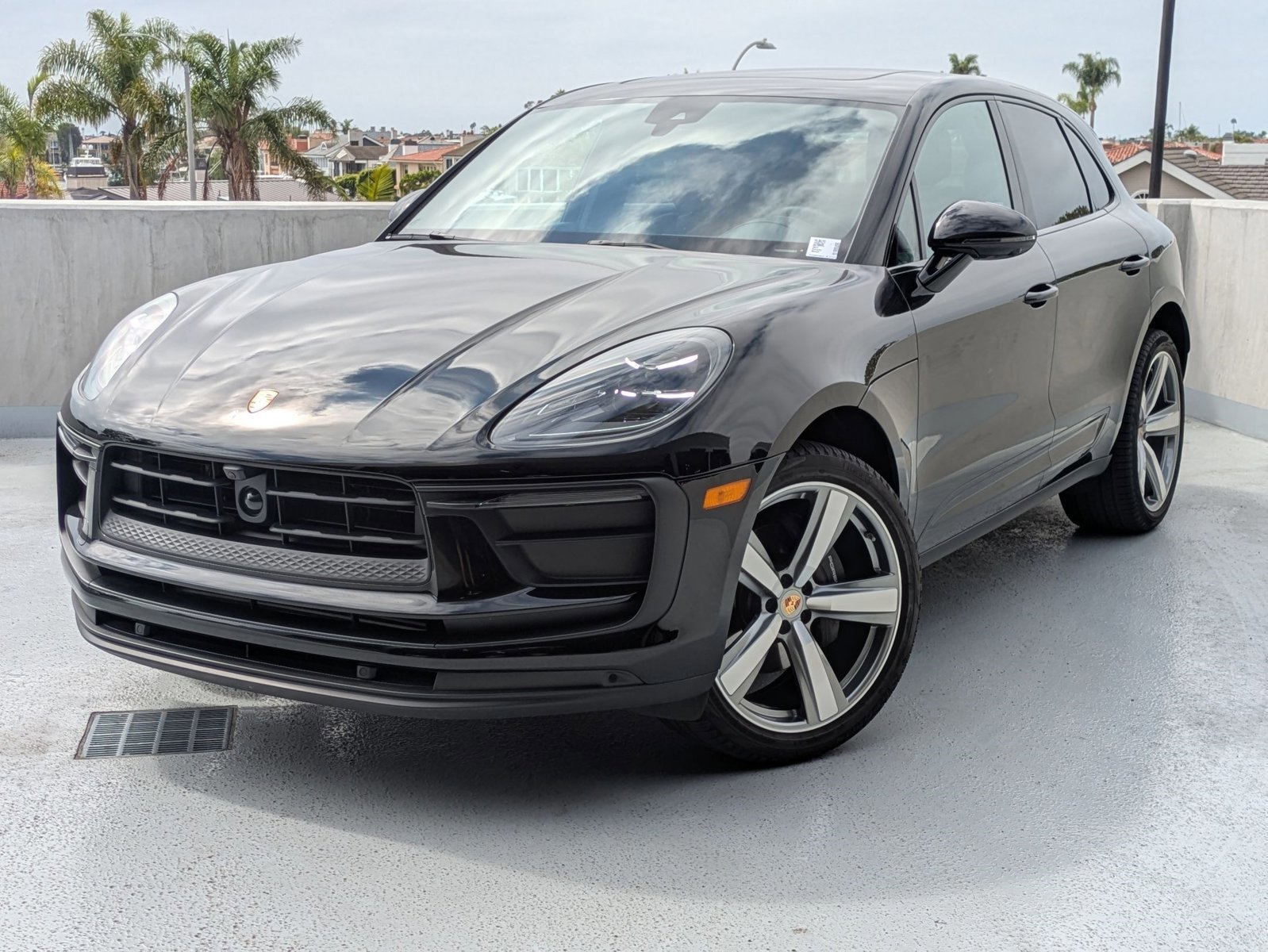Certified 2025 Porsche Macan