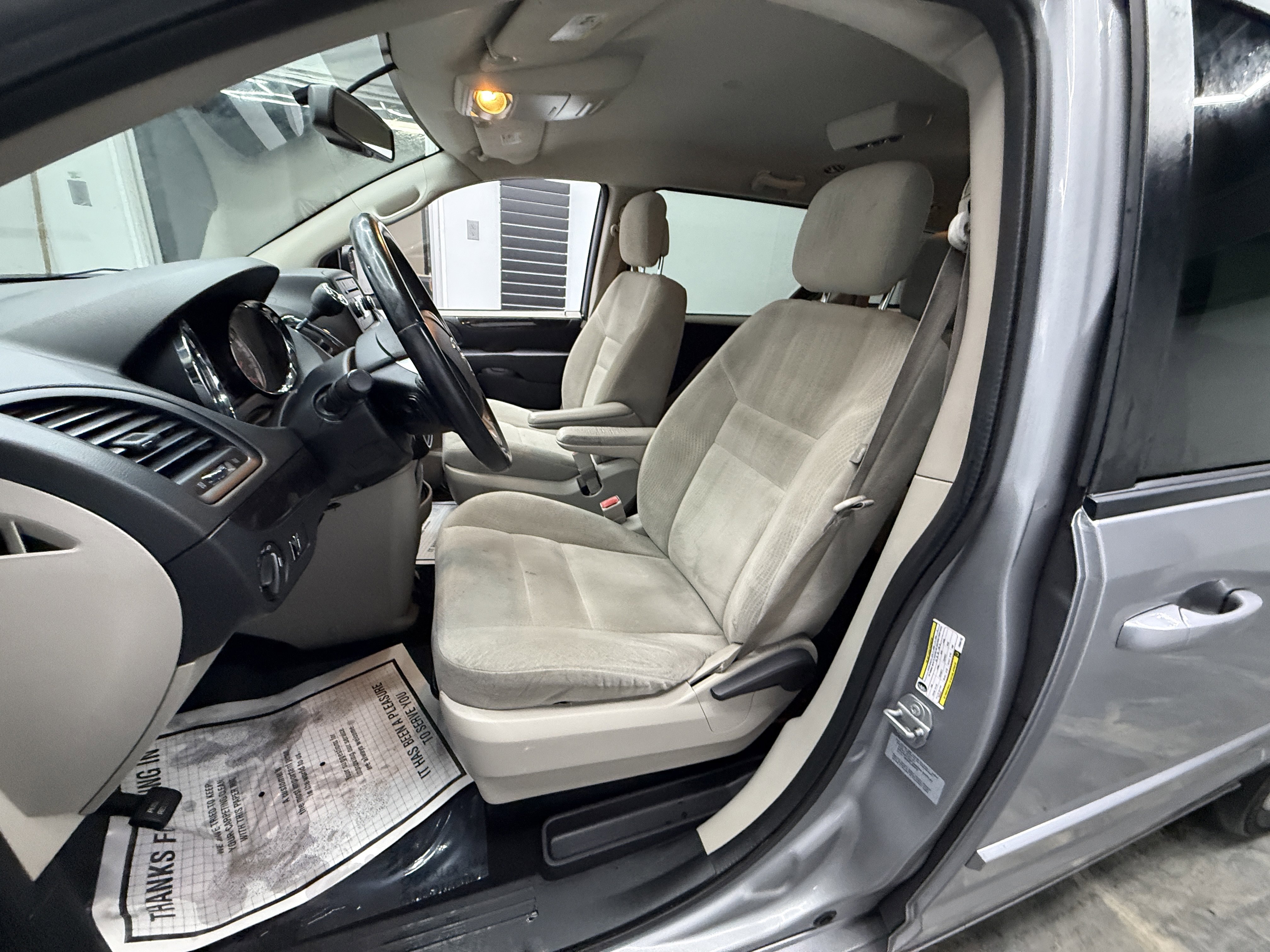 Used 2017 Dodge Grand Caravan SE w/ Power Window Group image 10