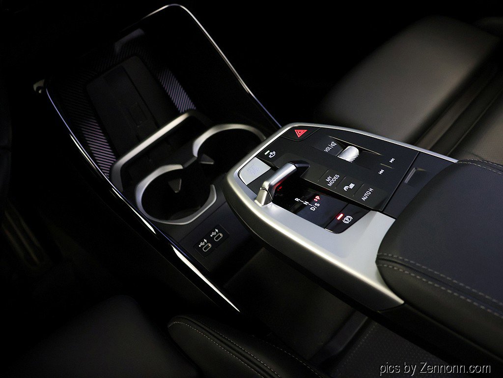 Certified 2024 BMW X1 M35i w/ Premium Package image 24