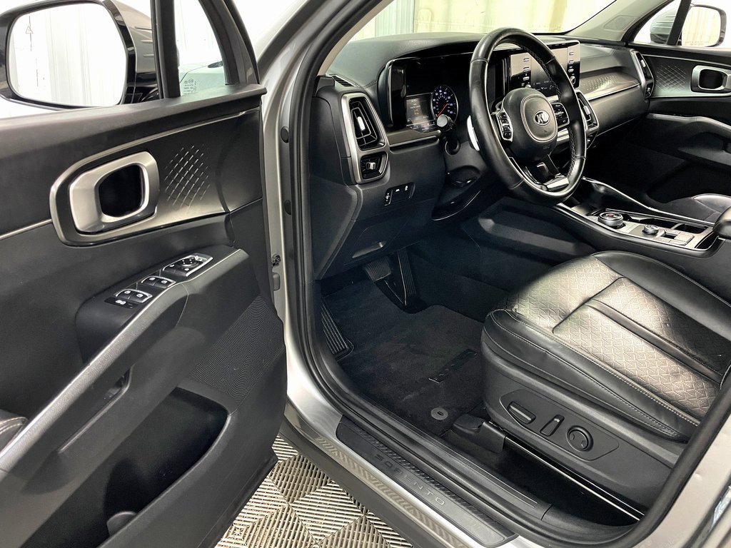 Used 2021 Kia Sorento S image 20