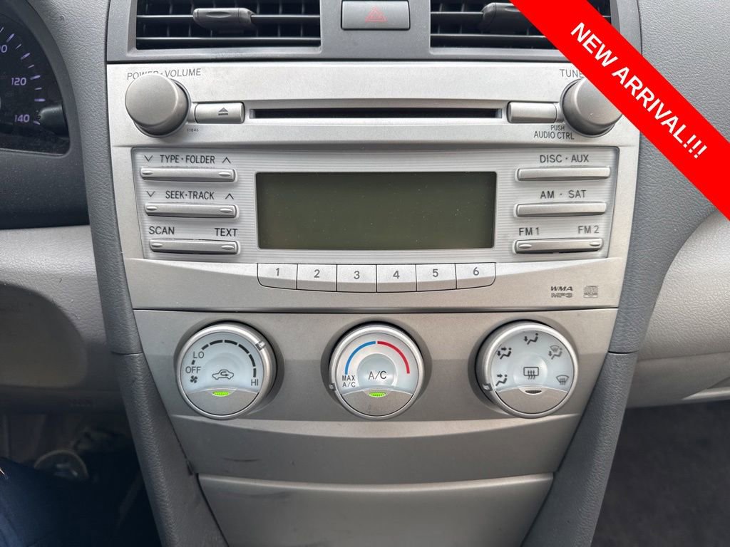 Used 2011 Toyota Camry LE w/ LE Extra-Value Pkg FWD image 9