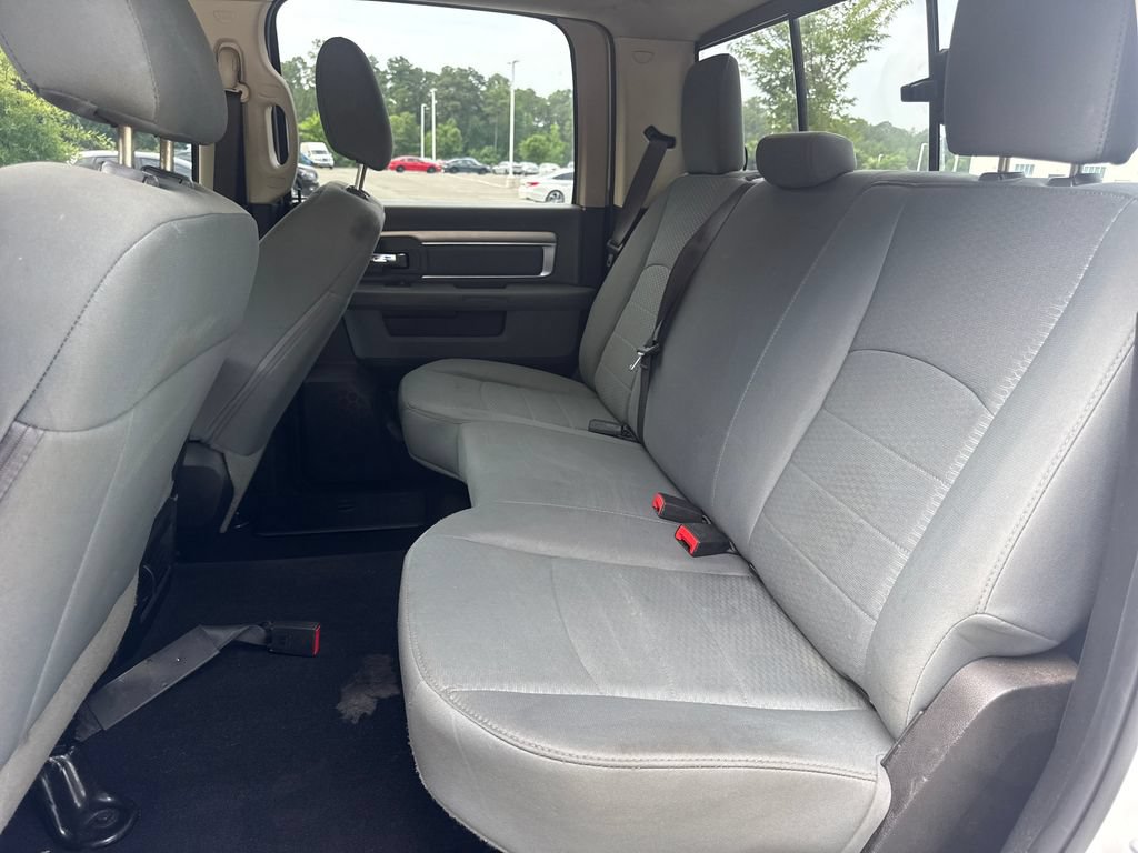 Used 2019 RAM 1500 Classic SLT RWD image 31