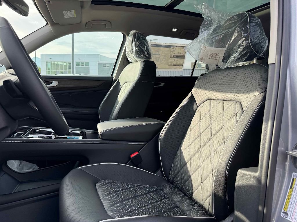 New 2026 Volkswagen Atlas SEL Premium R-Line image 11