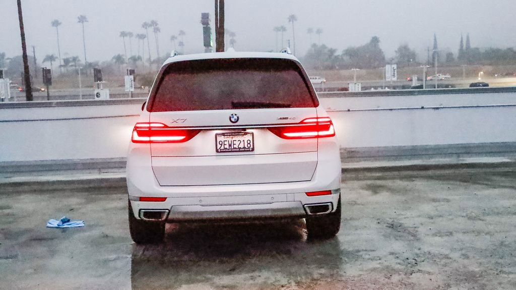 Used 2023 BMW X7 xDrive40i image 8
