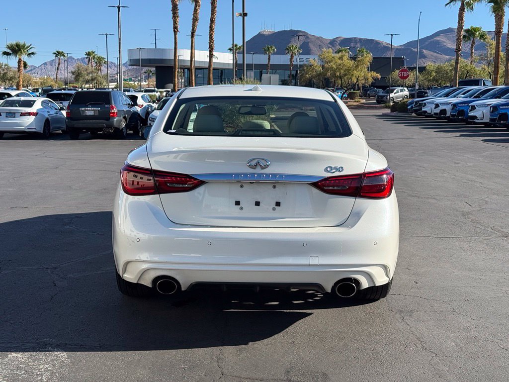 Used 2020 INFINITI Q50 Luxe w/ Essential Package (3.0T Luxe) RWD image 4