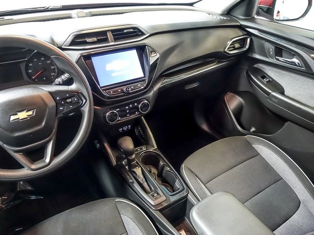 Used 2023 Chevrolet TrailBlazer LT w/ Convenience Package FWD image 17