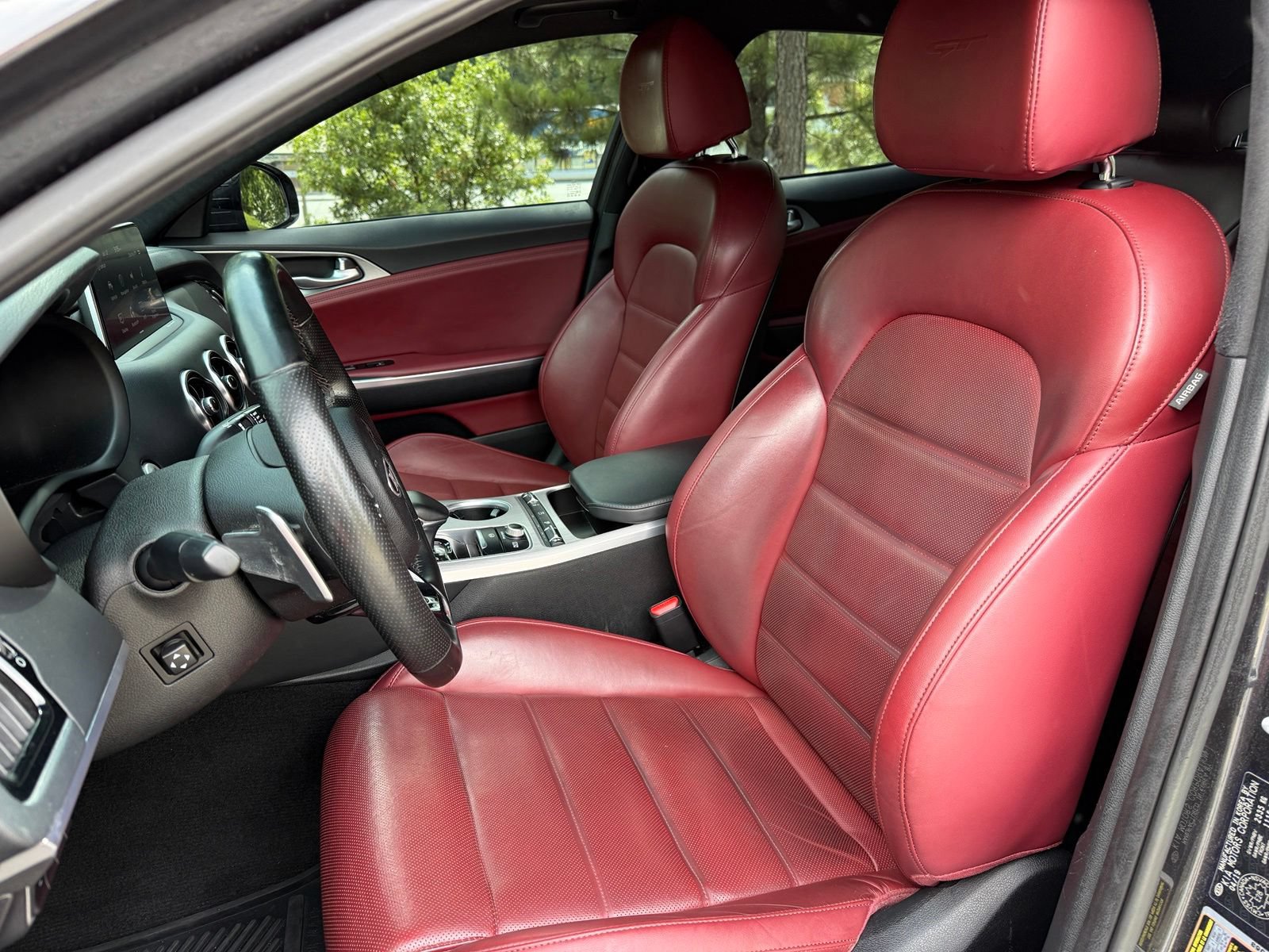 Used 2019 Kia Stinger GT2 AWD/4WD image 37
