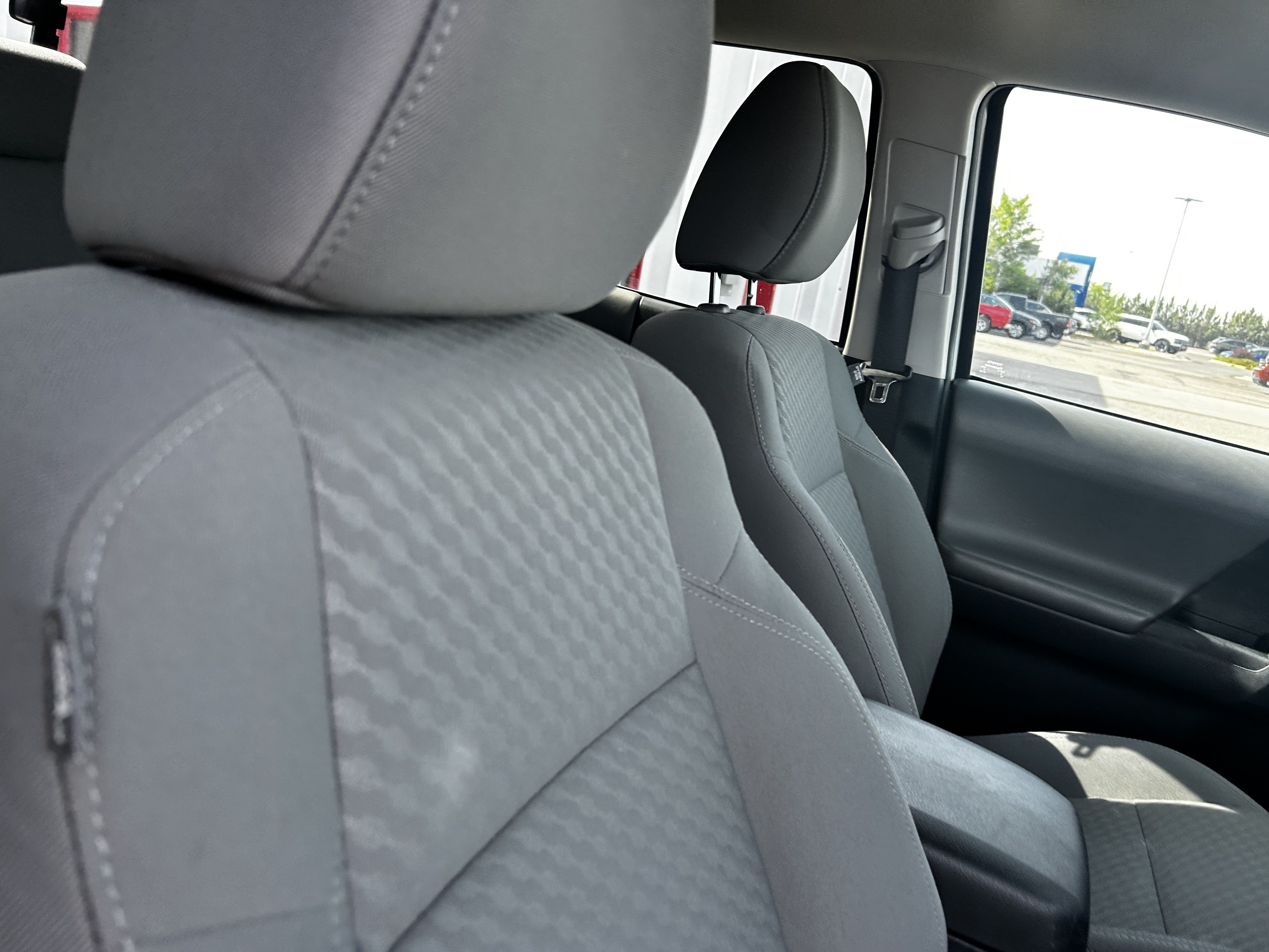 Certified 2022 Toyota Tacoma SR AWD/4WD image 13
