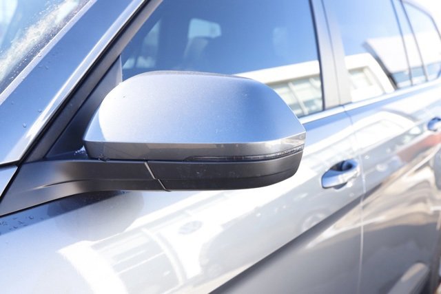 Used 2024 Volkswagen Atlas SE image 12