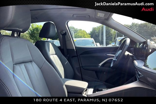 Used 2025 Audi Q5 Premium w/ Convenience Package AWD/4WD image 7