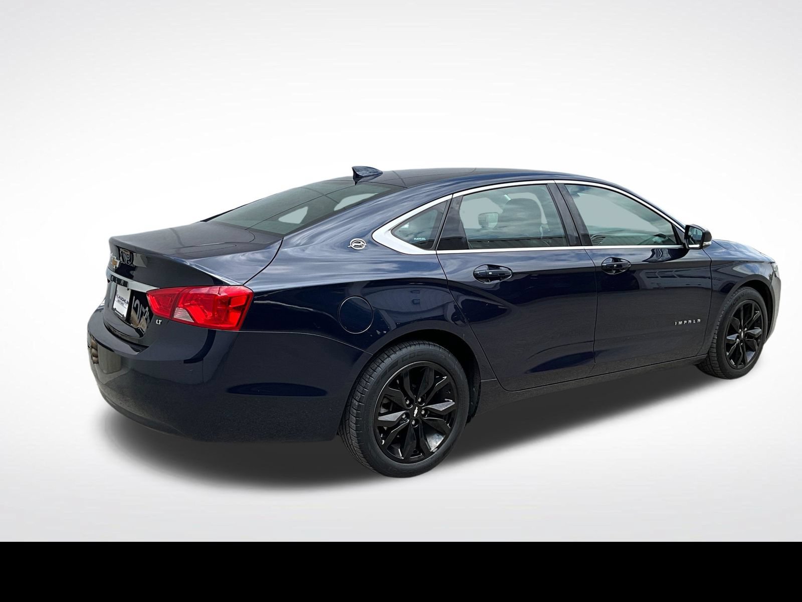 Used 2018 Chevrolet Impala LT FWD image 18