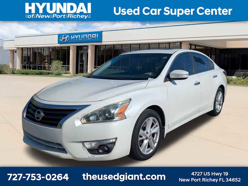 Used 2015 Nissan Altima 2.5 SV w/ Convenience Package