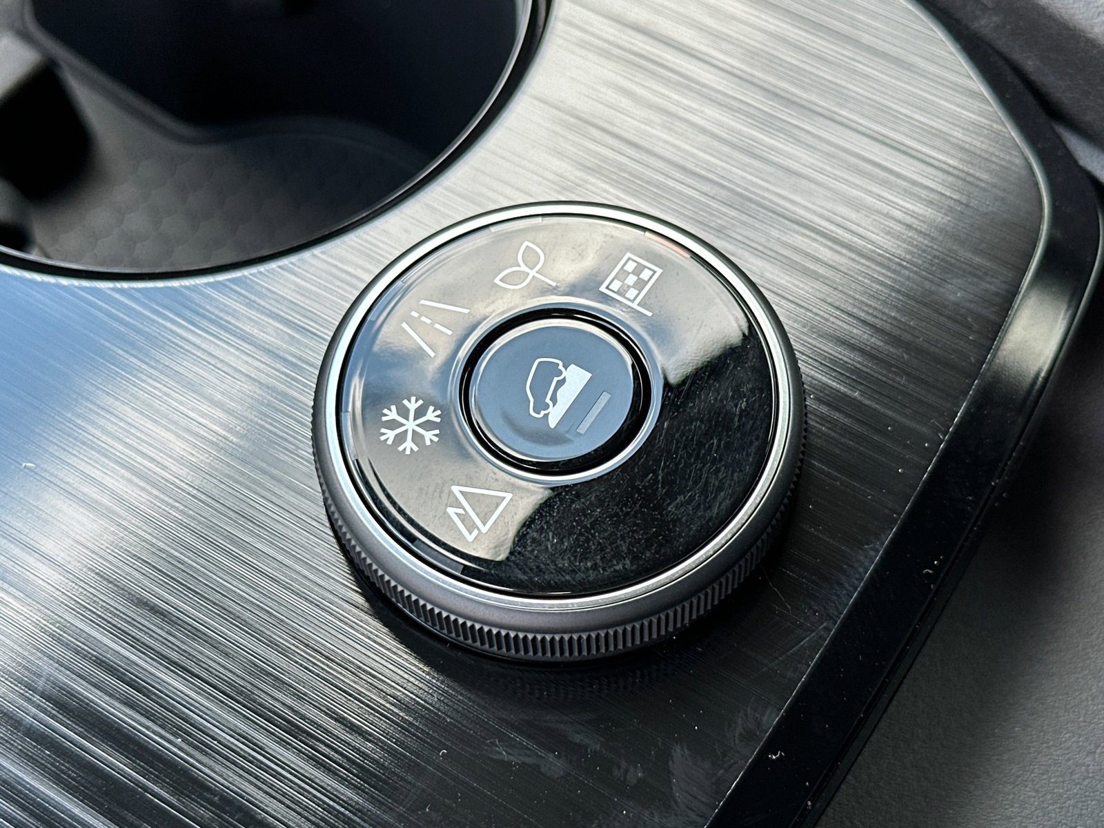 New 2026 Nissan Rogue SV image 32