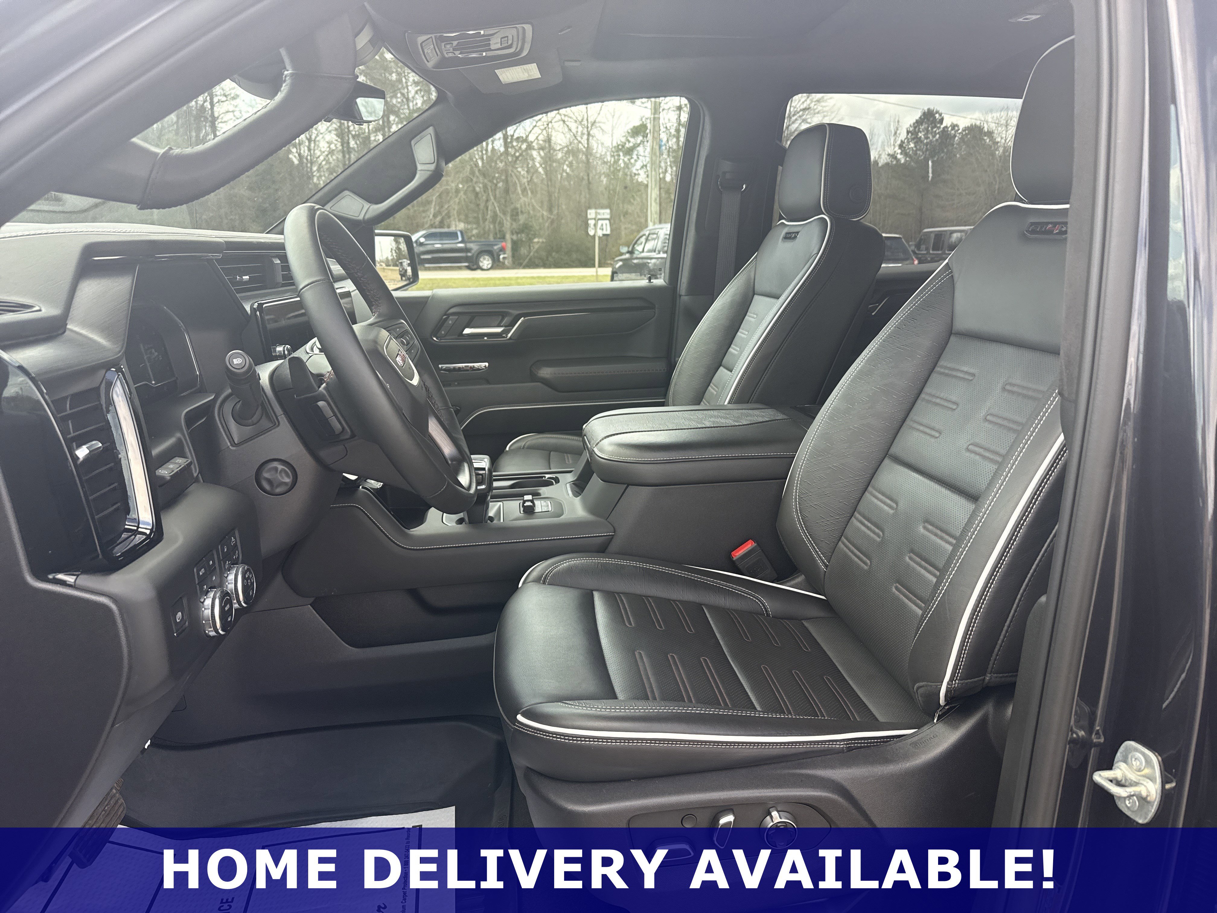 Used 2025 GMC Sierra 1500 AT4X image 9