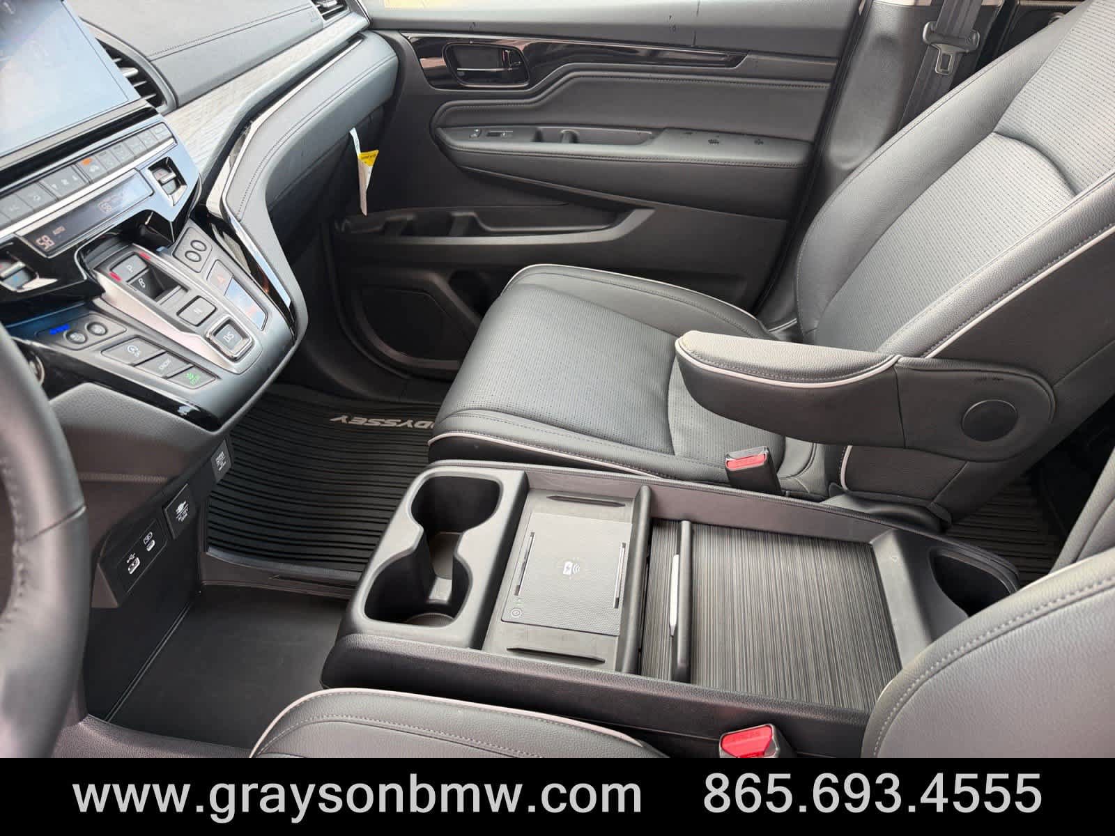Used 2026 Honda Odyssey Elite image 12