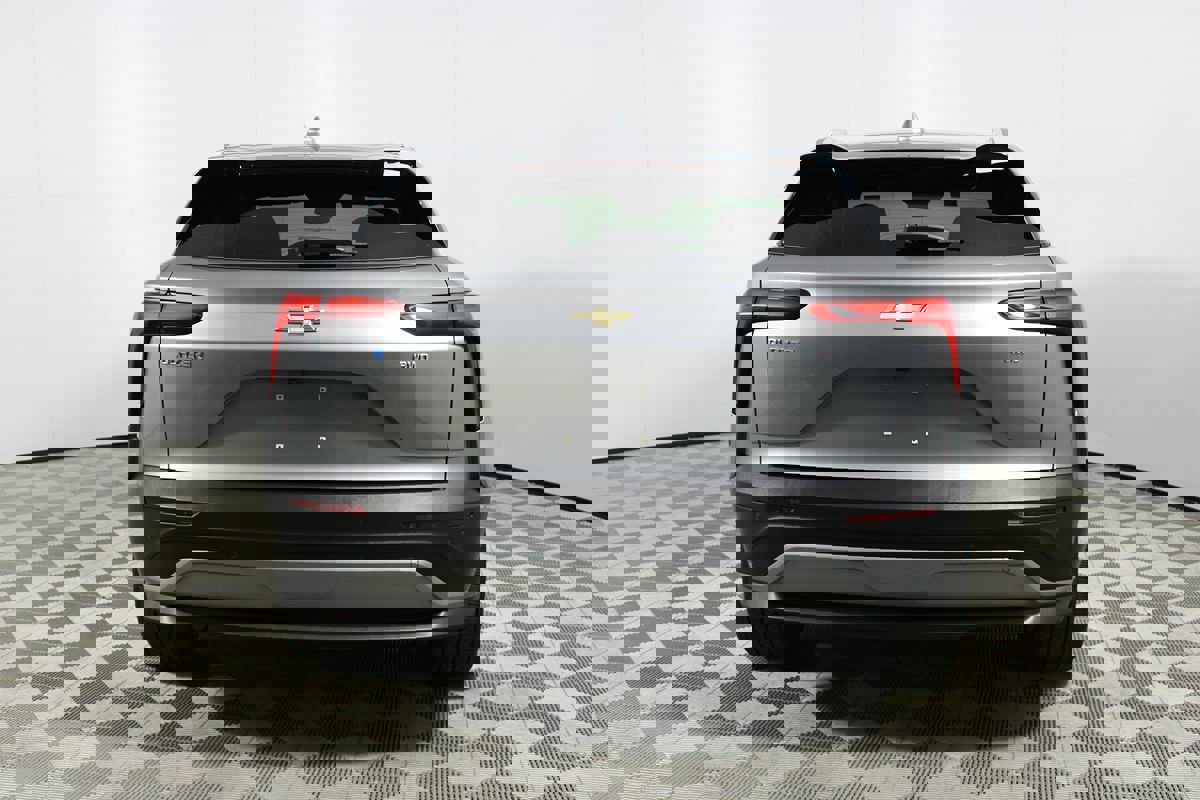 Used 2025 Chevrolet Blazer EV LT image 35