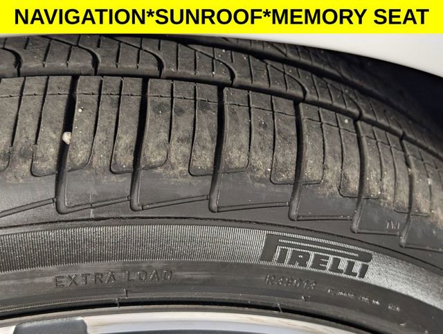 Used 2025 BMW 330i Sedan image 9