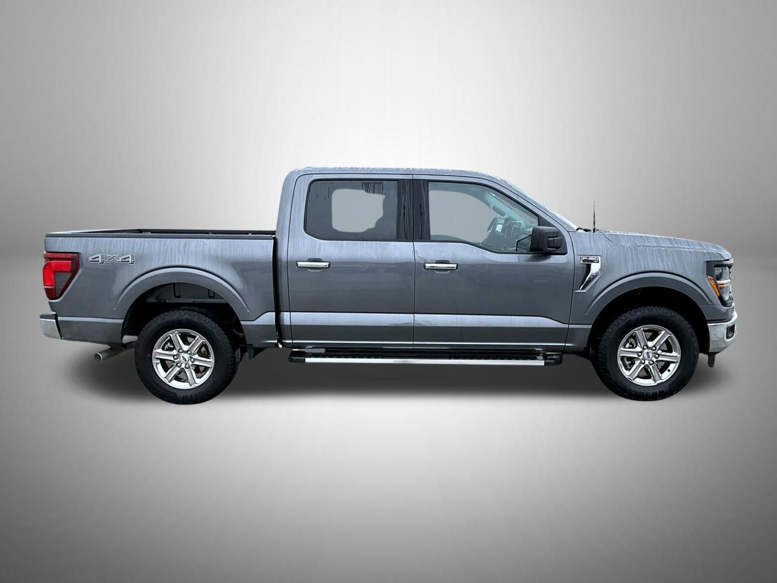 Used 2025 Ford F150 XLT w/ Equipment Group 301A Standard AWD/4WD image 4