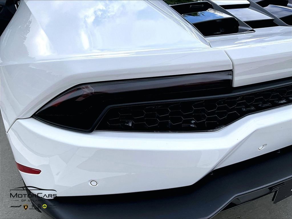 Used 2017 Lamborghini Huracan LP 610-4 AWD/4WD image 25