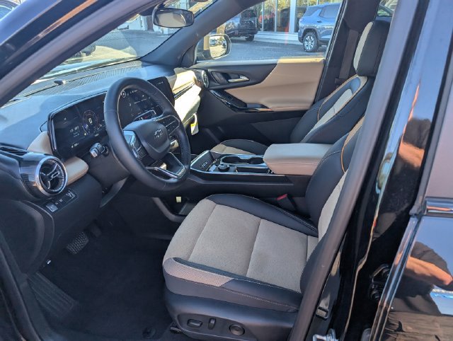 New 2026 Chevrolet Equinox ACTIV w/ Convenience Package III FWD image 14