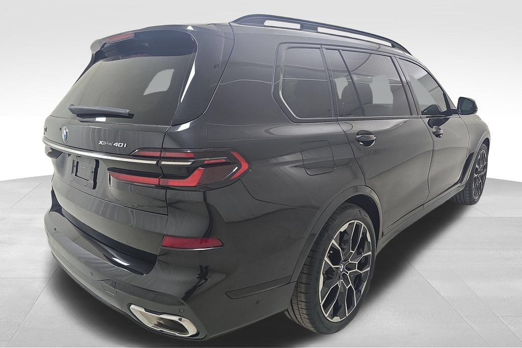 Certified 2025 BMW X7 xDrive40i w/ Executive Package AWD/4WD image 9