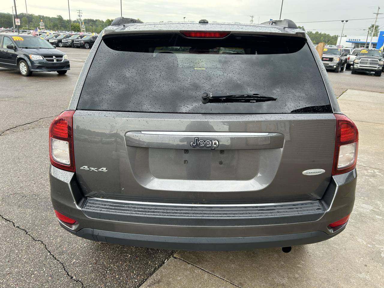 Used 2016 Jeep Compass Latitude AWD/4WD image 6