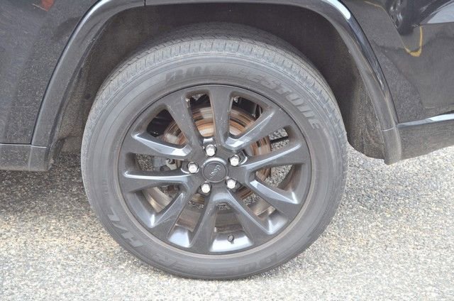 Used 2020 Jeep Grand Cherokee Altitude image 12