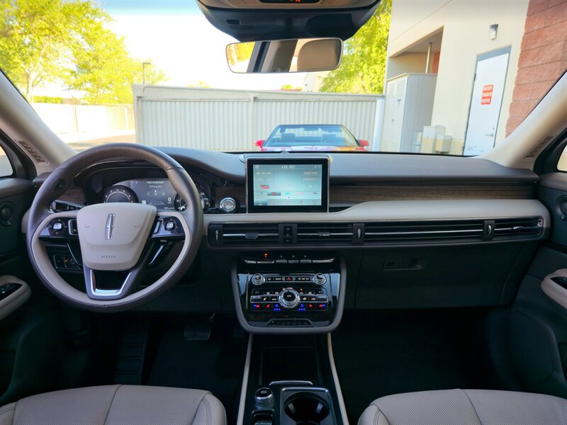 Used 2020 Lincoln Corsair Reserve w/ Equipment Group 201A FWD image 14